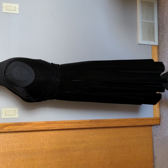 Evan Picone Velour Cocktail Dress - Picture 2 of 10